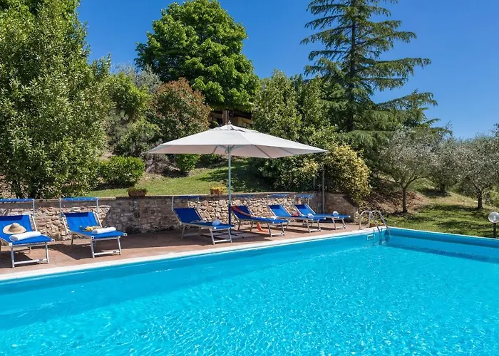 Mila 6, Emma Villa Gualdo Cattaneo